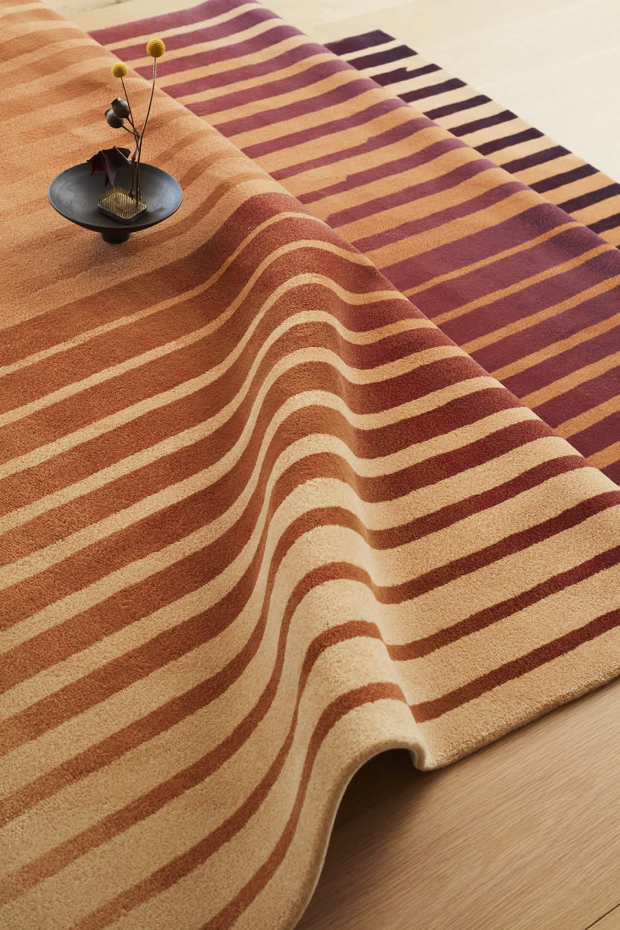 现代简约橘色渐变条纹图案地毯贴图