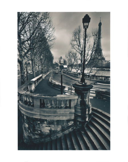 现代风格巴黎铁塔街道风景